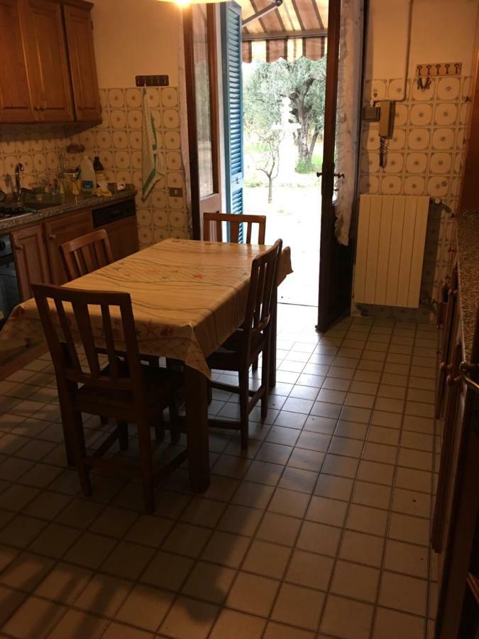 Casa Degli Zii Appartamento Letizia Luni Bagian luar foto